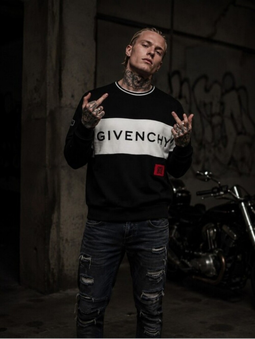Givenchy Paris 4G Logo Colorblock Streetwesr Sweater L Black White Luxury - Picture 3 of 11